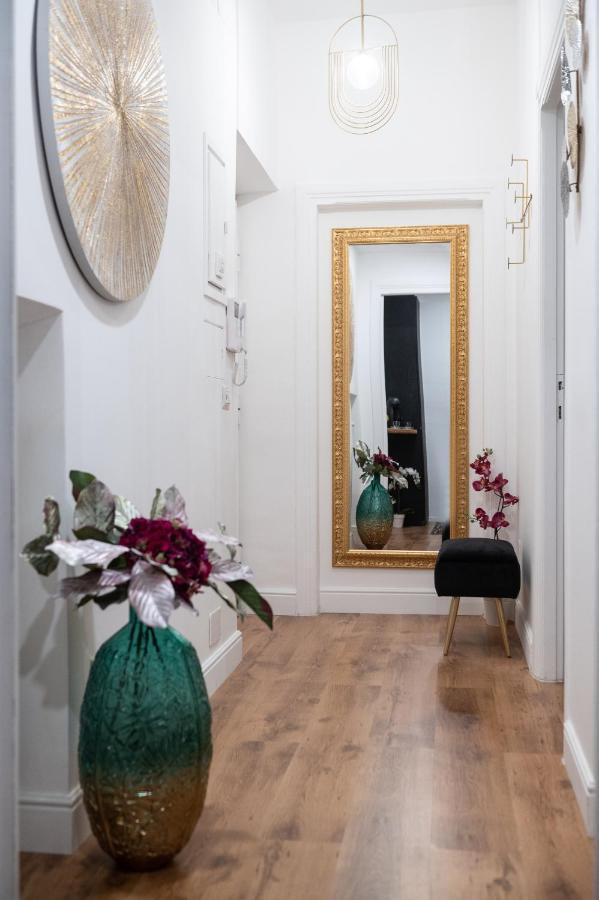 Pantheon Chic Apartment Rome Luaran gambar